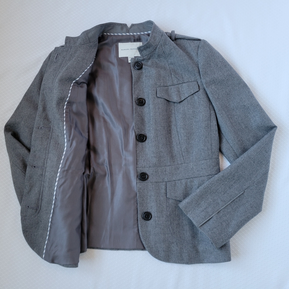 Banana Republic Womens Wool Militaty Inspired Blazer, Size 10, Gray Button Up